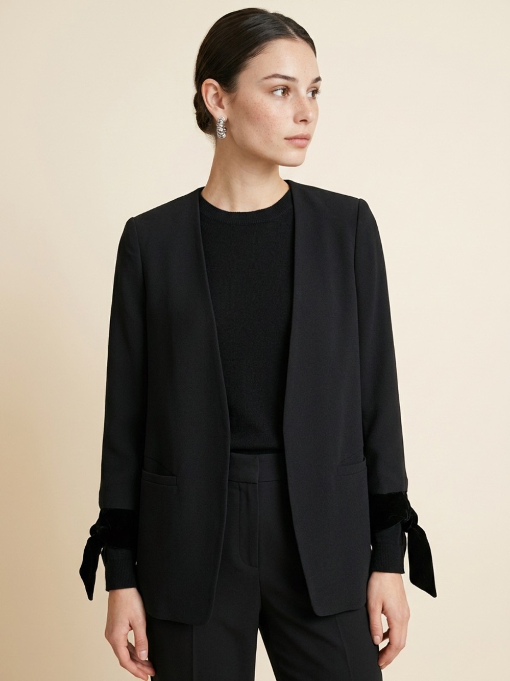 Club Monaco Black Crepe Open-Front Blazer with Silk Velvet Tie Sleeves (00)